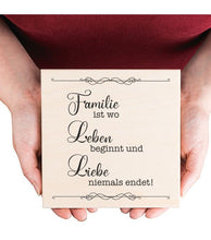 Lade das Bild in den Galerie-Viewer, Holzbild &quot;Familie ist, wo Leben beginnt und Liebe niemals endet.&quot; Geschenk zum Geburtstag, Geschenke für Frauen und Männer ihr dein foto auf holz gedruckt Brillanter Direktdruck auf Premium-Echtholzplatte personalisierte Leinwand fotogeschenke wandeko wandbild holzdeko Einzigartige Geschenke Freunde sind wie Sterne mit Spruch Sprüche Ostergeschenk Mitbringsel zum Einzug Umzug Richtfest Dekotrends Muttertag Vatertag 2023 2024 2025 Muttertagsgeschenk Vatertagsgeschenk
