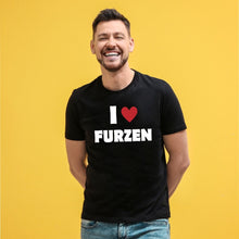 Lade das Bild in den Galerie-Viewer, T-Shirt &quot;I ♥ love Furzen&quot;
