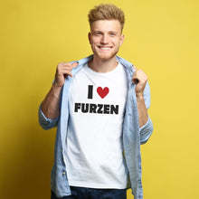 Lade das Bild in den Galerie-Viewer, T-Shirt &quot;I ♥ love Furzen&quot;
