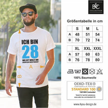 Lade das Bild in den Galerie-Viewer, T-Shirt &quot;Ich bin 28 - Wie oft wollt Ihr eigentlich noch fragen?&quot; - Geschenk zum 60. Geburtstag für Mann Männer Fun Shirts für Opa Rentner witzige Geschenke
