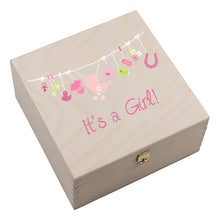 Lade das Bild in den Galerie-Viewer, echt getragenes Hufeisen mit Gravur &quot;It&#39;s a Girl Babyparty | Geschenkidee zur Geburt / Taufe originelle Geschenkideen Unikate aus Holz Lasergravur personalisierte Präsente Tradition Glücksbringer für Pferdeliebhaber Pferdefreunde Deko Trends 2023 2024 Glückwünsche zum 1. baby für Patenkind neffe nichte enkel tradition brauch für kinder tauffeier taufspruch tischdeko
