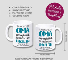 Lade das Bild in den Galerie-Viewer, Tasse &quot;Ich bin stolze Oma einer unglaublich fantastischen Enkelin&quot;  | Geschenkidee für beste Oma der Welt | Weihnachtsgeschenk | zum Nikolaus | für Großeltern | Tassen mit Spruch günstig
